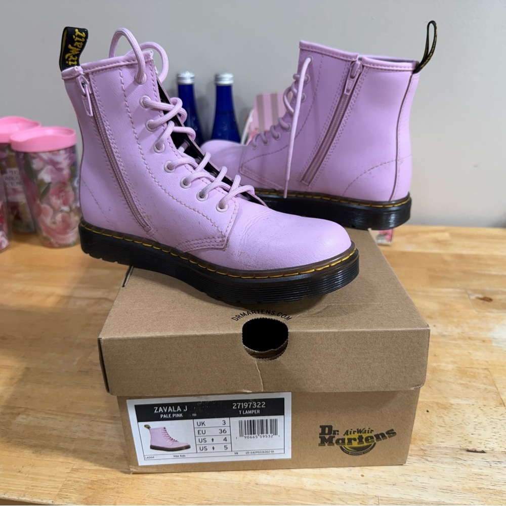 Dr martens ladies 5 pink side zipper boots never worn.